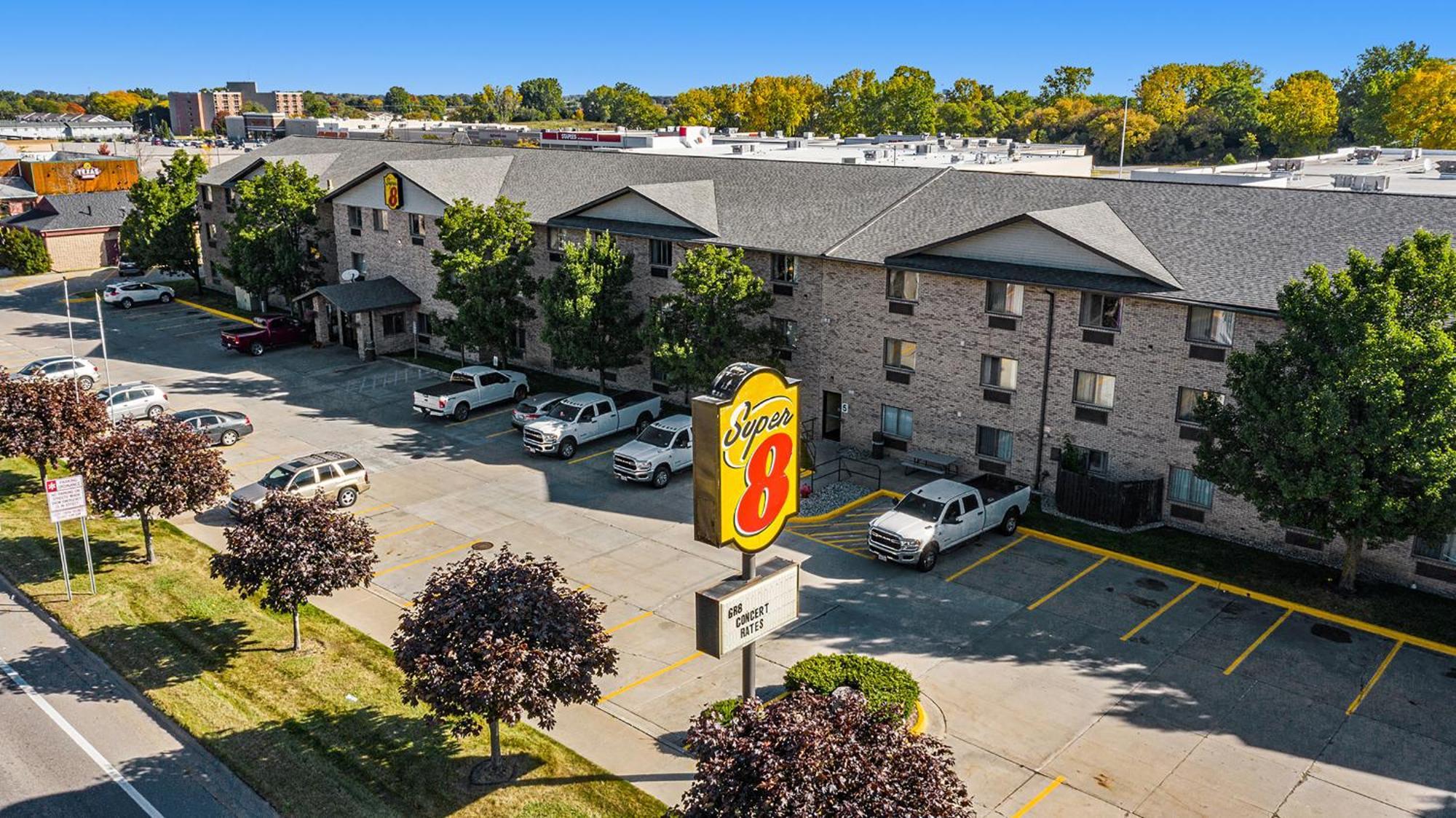 Hotel Super 8 By Wyndham Mt. Pleasant Mount Pleasant Exteriér fotografie